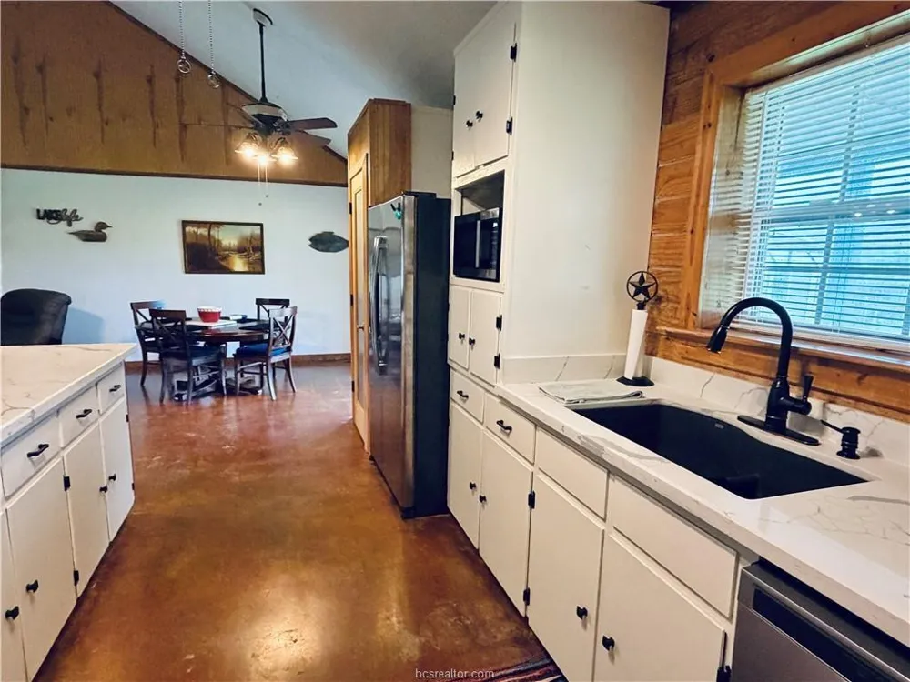 3275 Lcr 750 Thornton, TX 76687