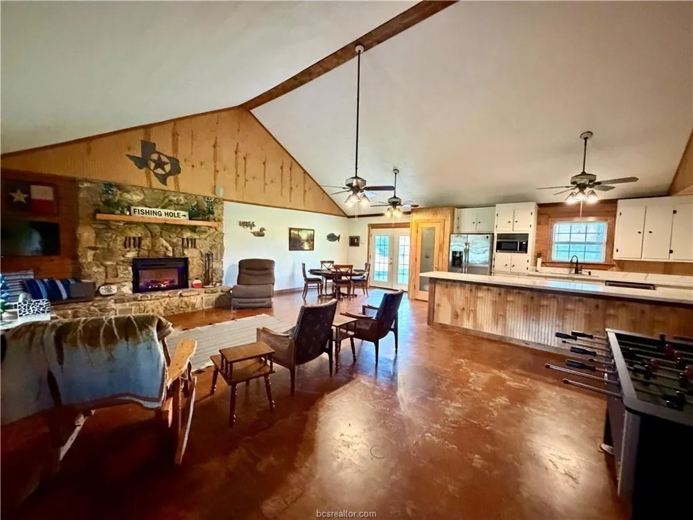 3275 Lcr 750 Thornton, TX 76687