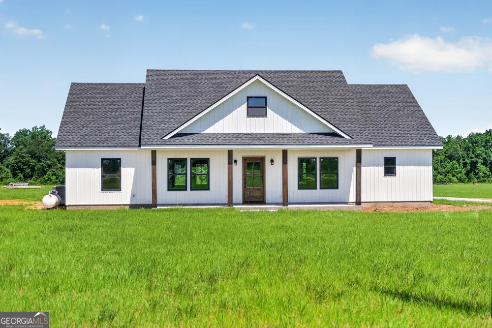 3690 HWY 121 N Blackshear, GA 31516