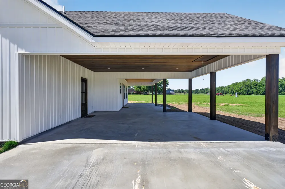 3690 HWY 121 N Blackshear, GA 31516