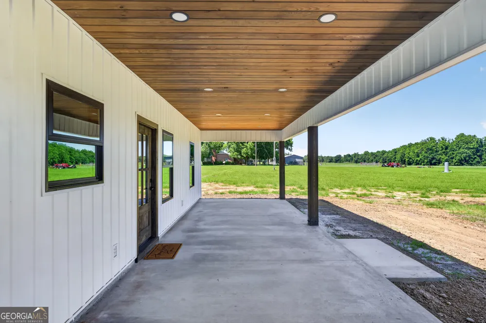 3690 HWY 121 N Blackshear, GA 31516