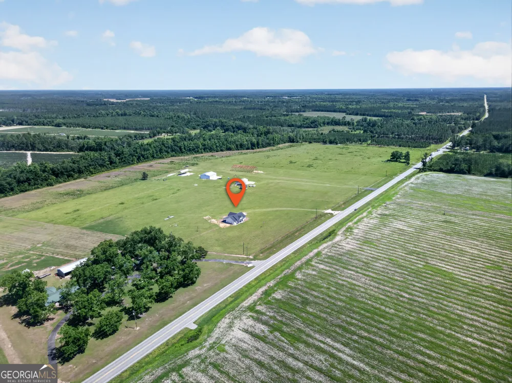 3690 HWY 121 N Blackshear, GA 31516