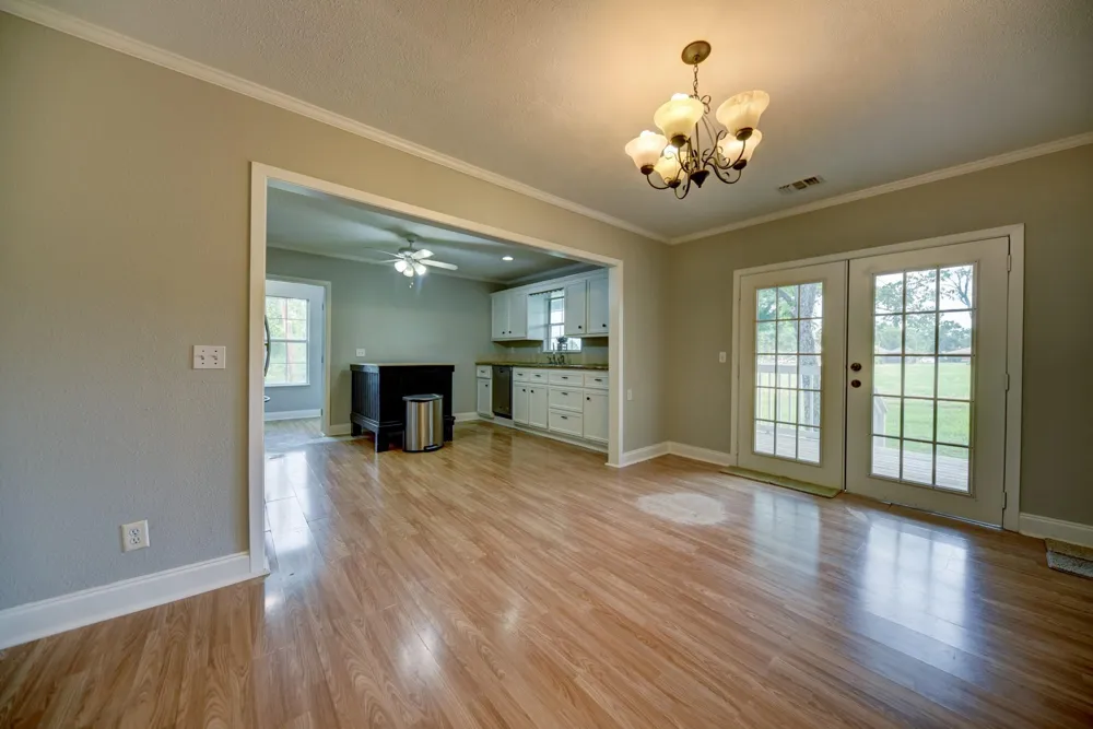 1532 Highway 159 W Bellville, TX 77418