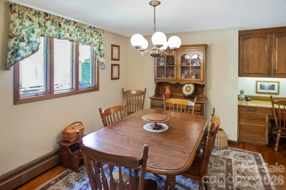 293 Dillardtown Road Sylva, NC 28779