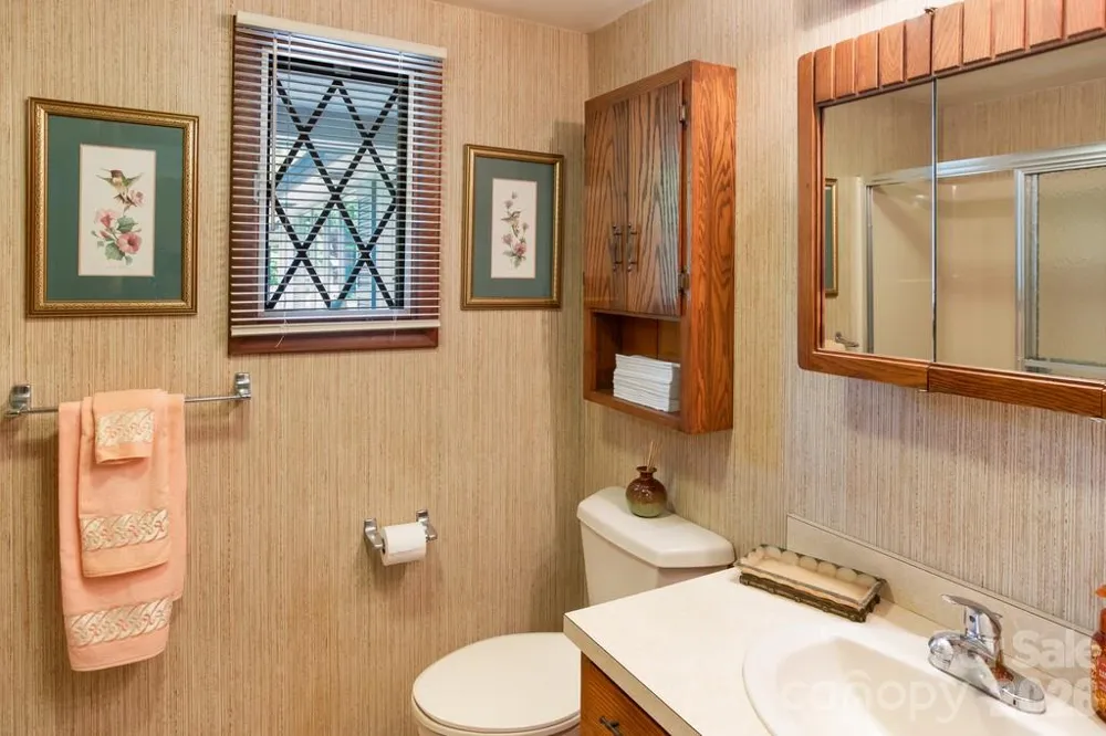 293 Dillardtown Road Sylva, NC 28779