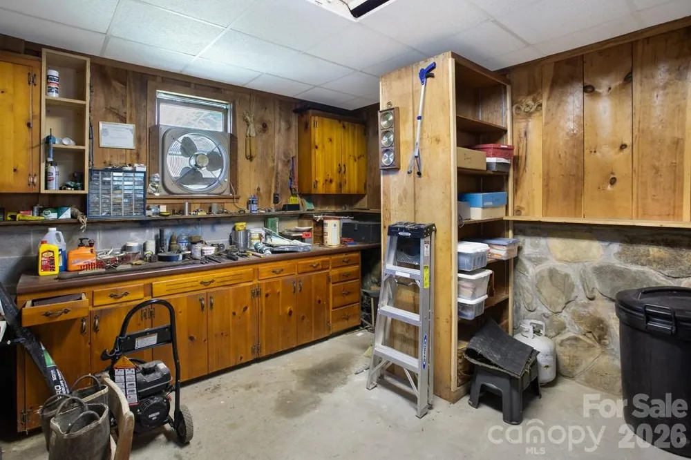 293 Dillardtown Road Sylva, NC 28779