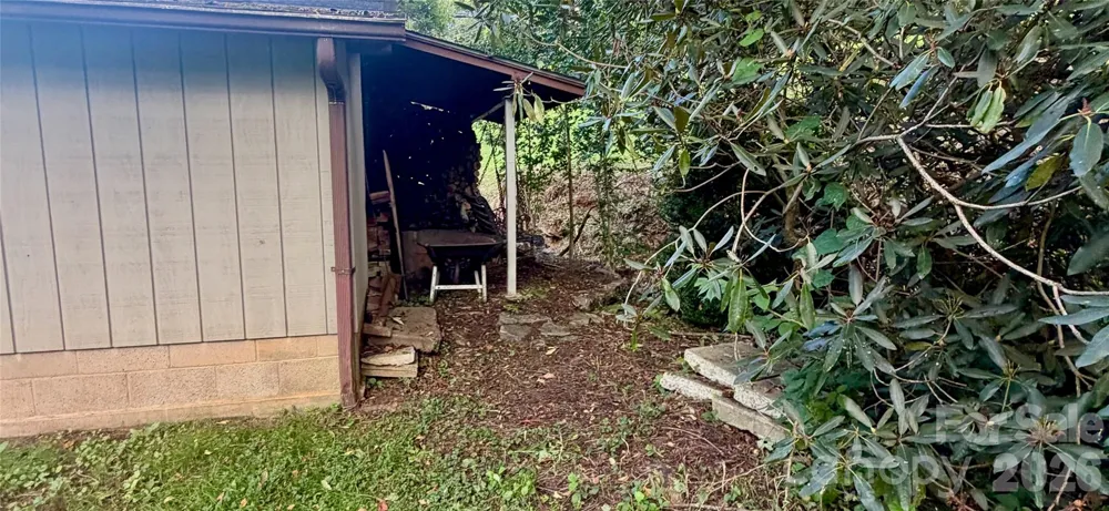 293 Dillardtown Road Sylva, NC 28779