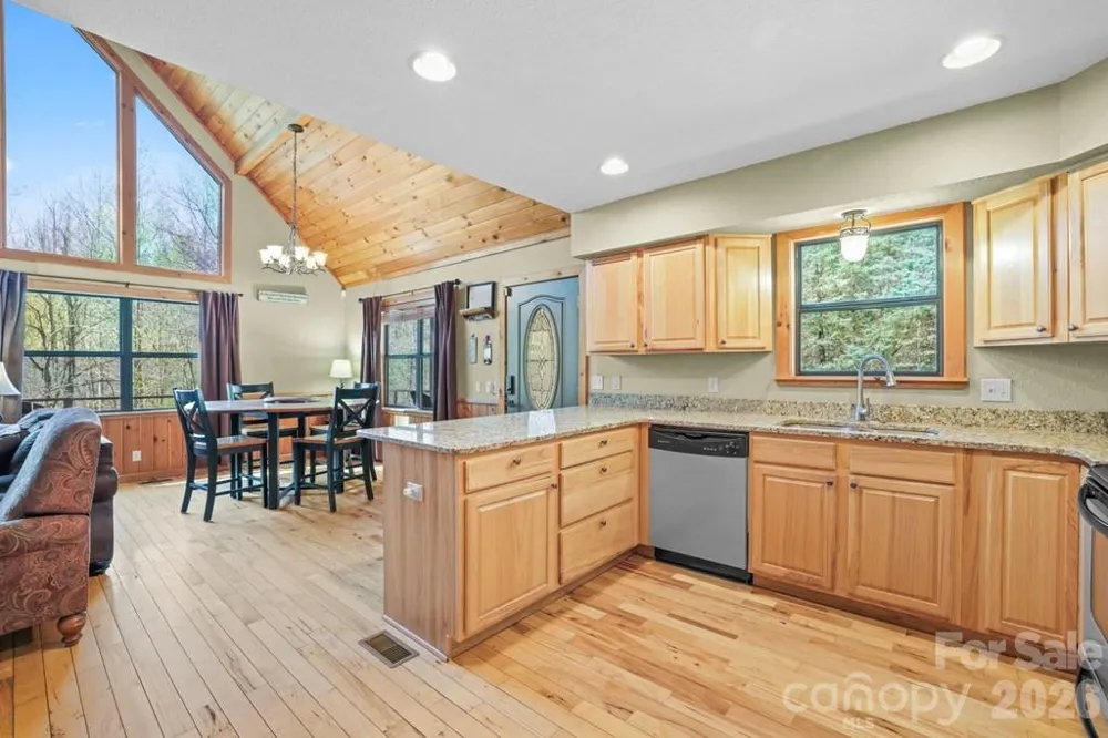 210 Chickadee Drive Bryson City, NC 28713