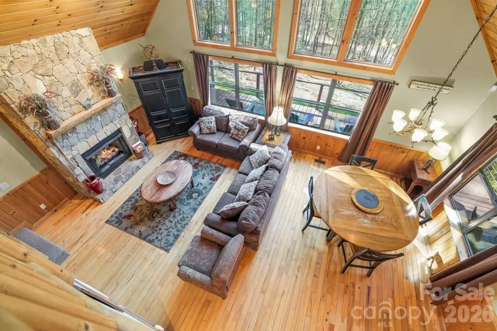 210 Chickadee Drive Bryson City, NC 28713