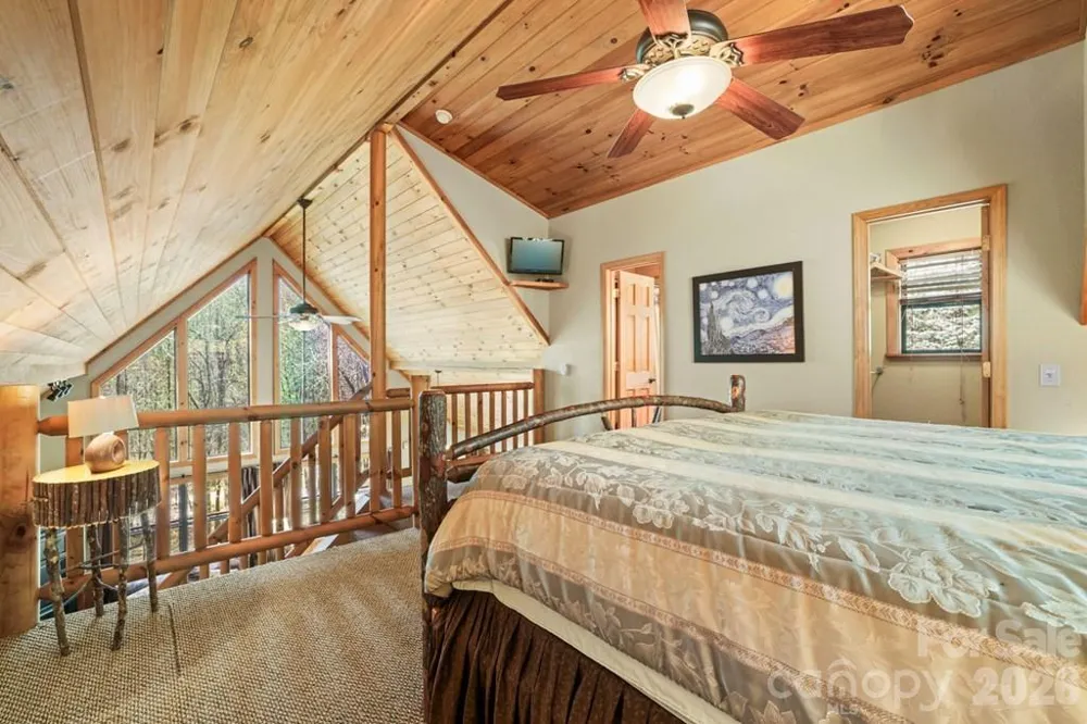 210 Chickadee Drive Bryson City, NC 28713