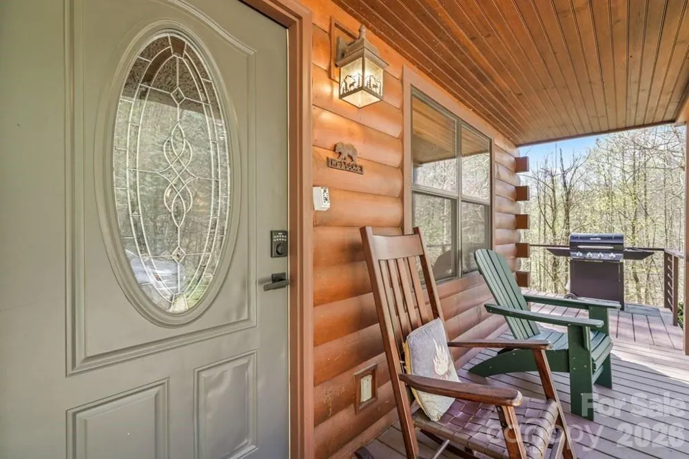 210 Chickadee Drive Bryson City, NC 28713