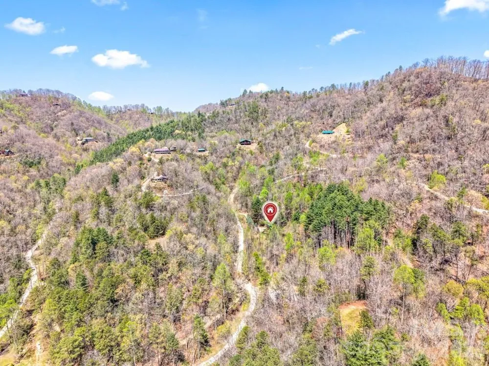 210 Chickadee Drive Bryson City, NC 28713