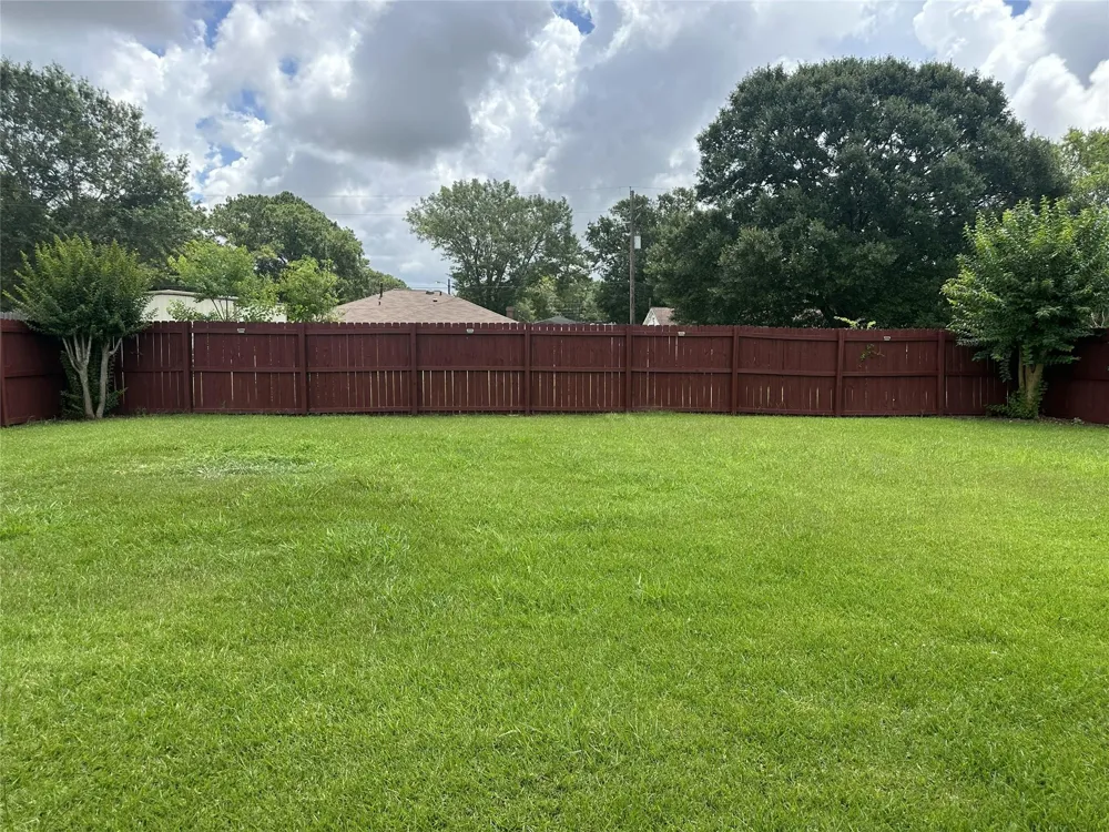 2125 Willowglen Drive Beaumont, TX 77707