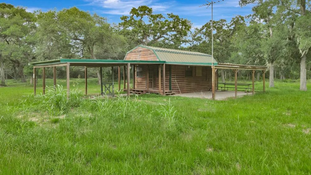 4600 Fm 1862 Road Palacios, TX 77465
