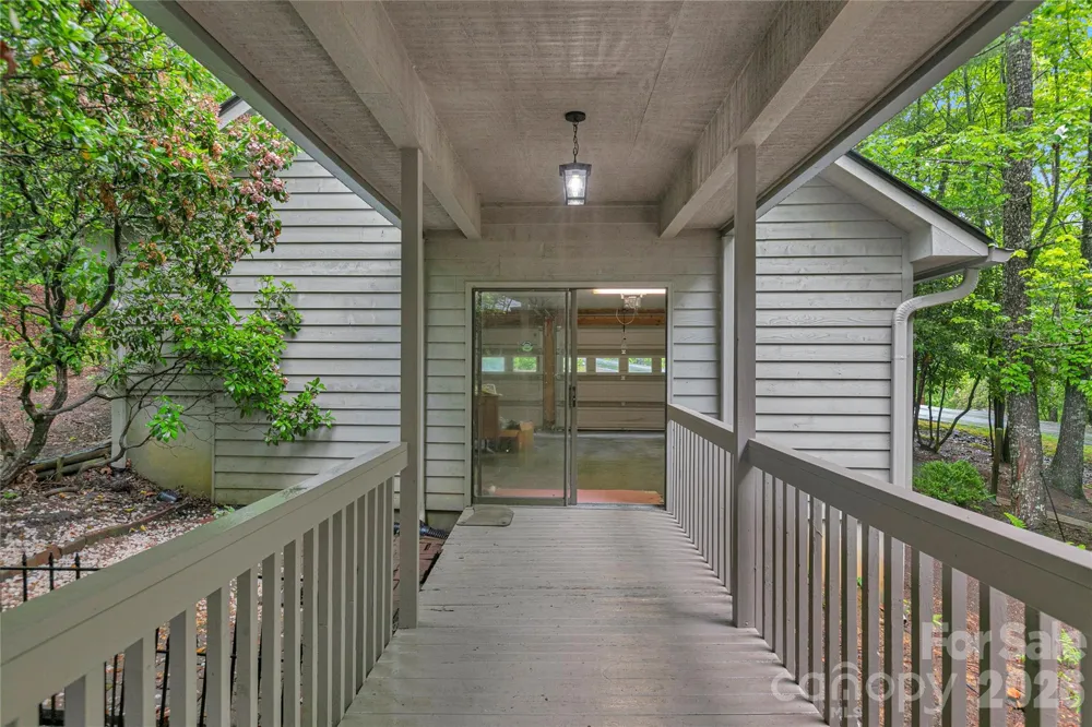 56 Guque Court Brevard, NC 28712