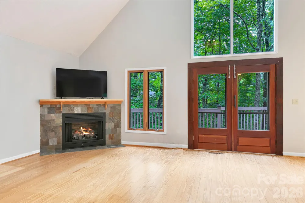 56 Guque Court Brevard, NC 28712