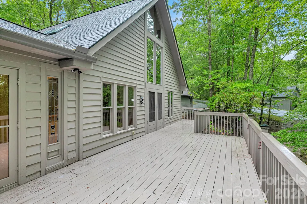 56 Guque Court Brevard, NC 28712