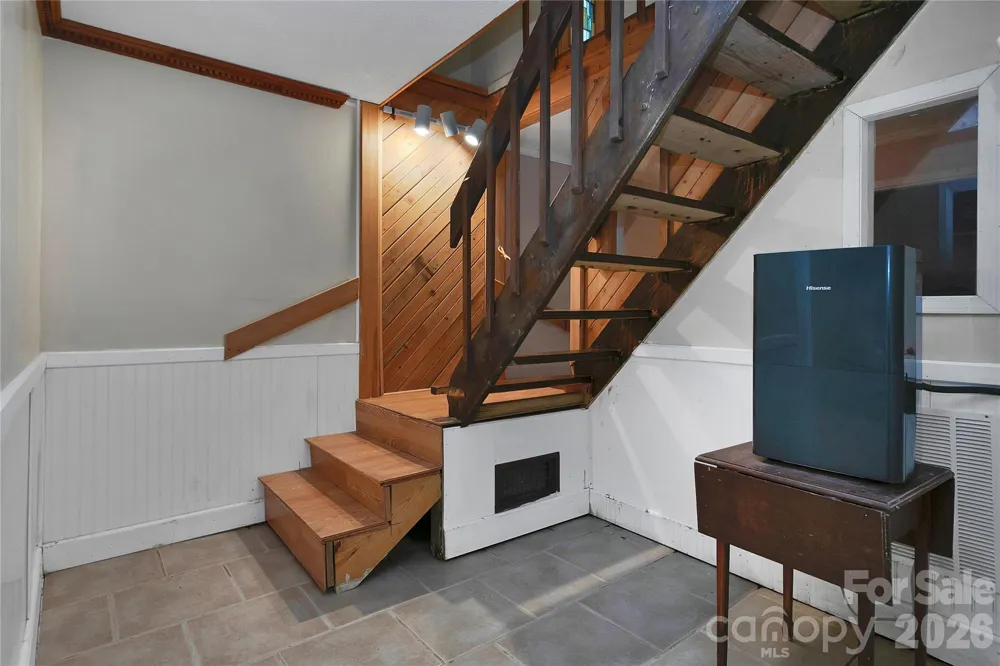 56 Guque Court Brevard, NC 28712