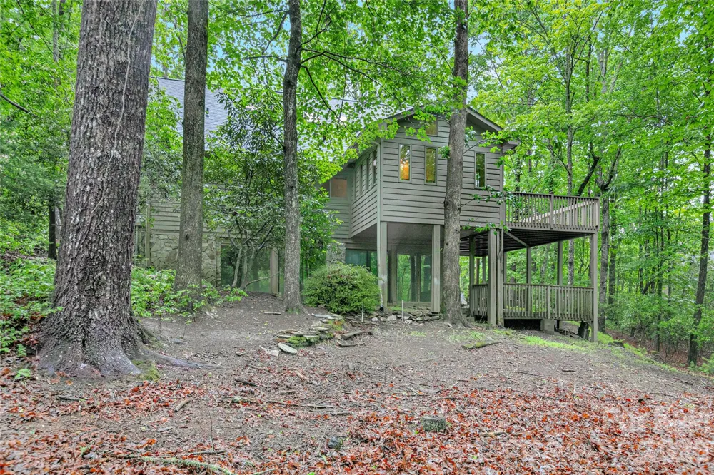 56 Guque Court Brevard, NC 28712