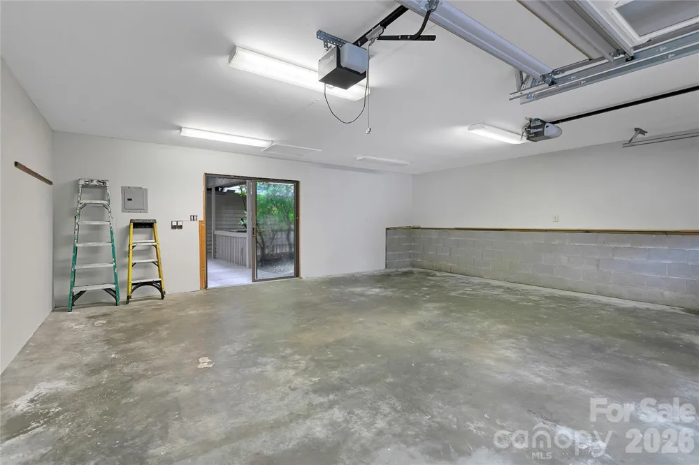 56 Guque Court Brevard, NC 28712