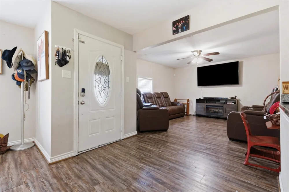 1103 James Street Deer Park, TX 77536