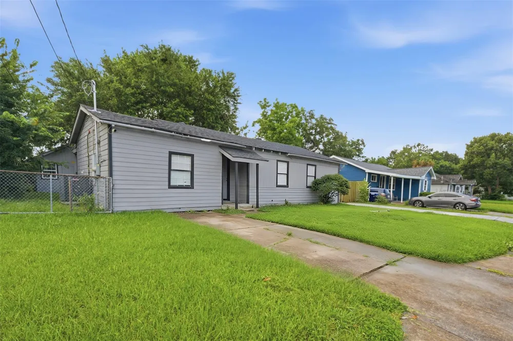 1103 James Street Deer Park, TX 77536