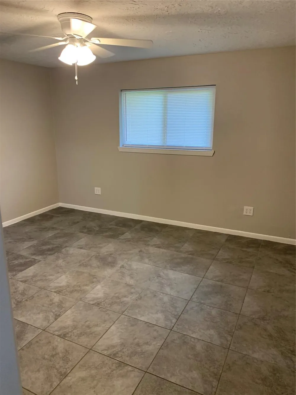 1110 E Rutgers Lane Deer Park, TX 77536