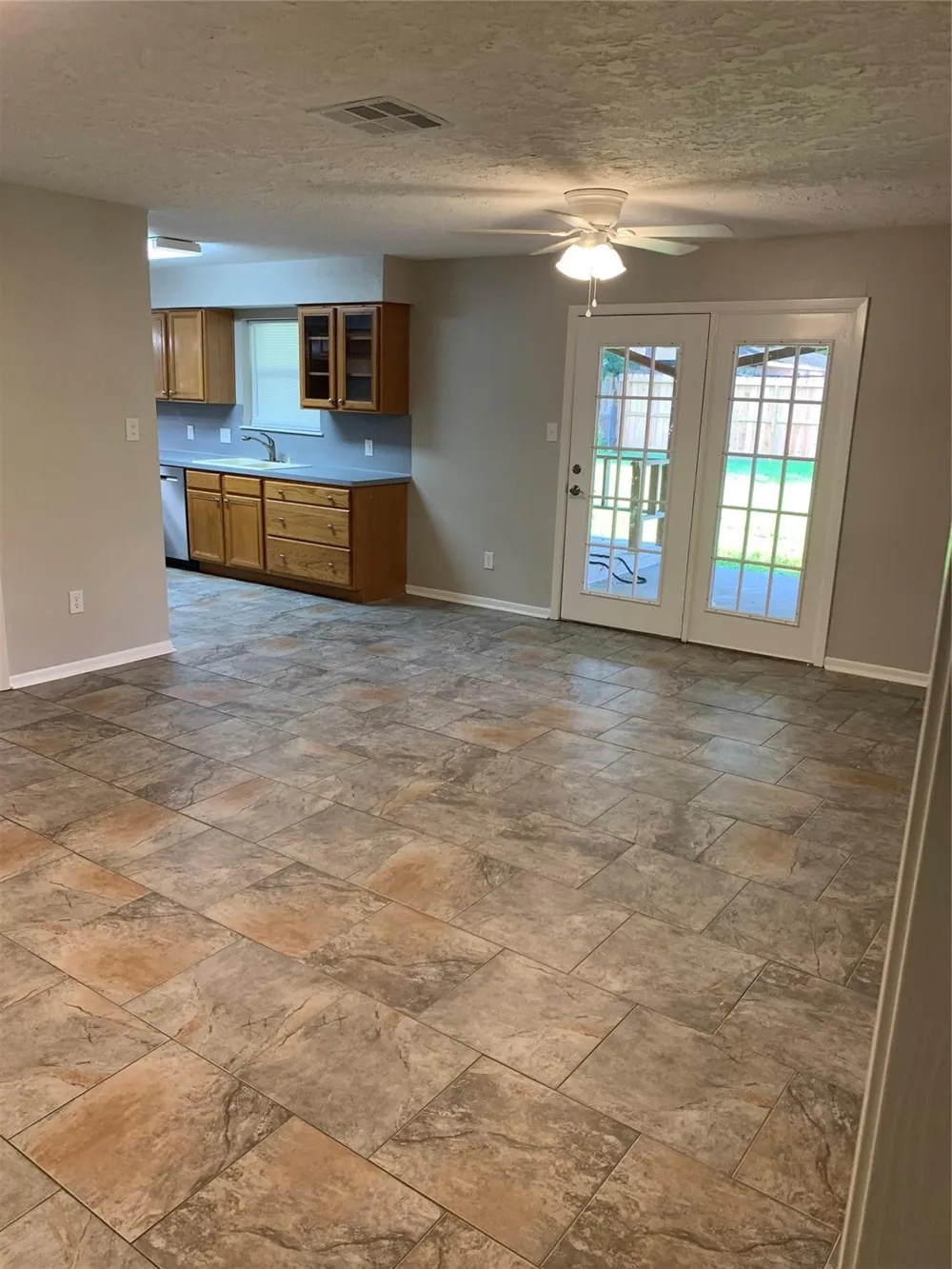 1110 E Rutgers Lane Deer Park, TX 77536