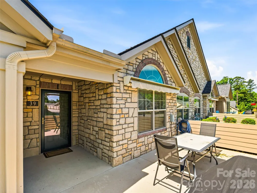 39 Braeburn Way Flat Rock, NC 28731