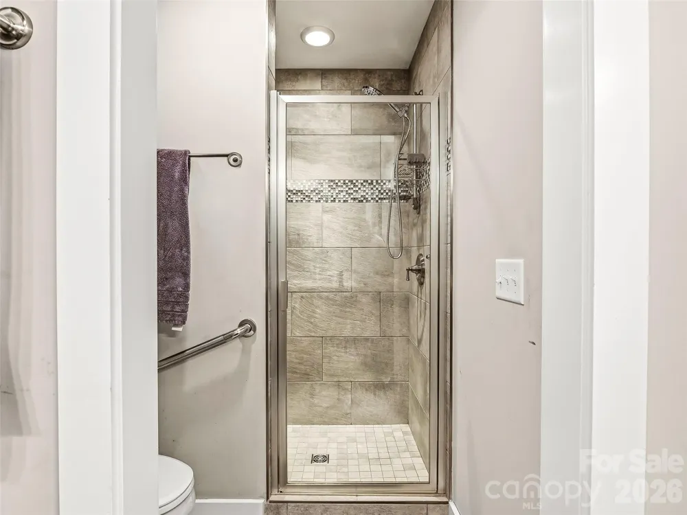 39 Braeburn Way Flat Rock, NC 28731