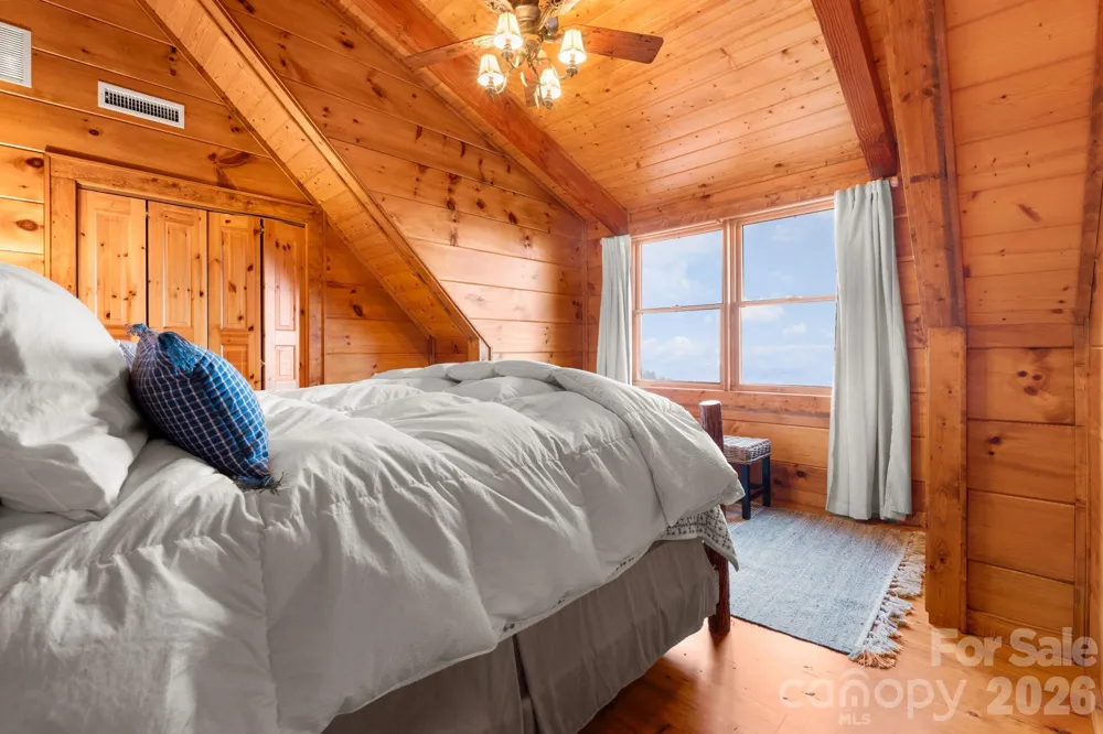635 Acorn Nvno Zionville, NC 28698