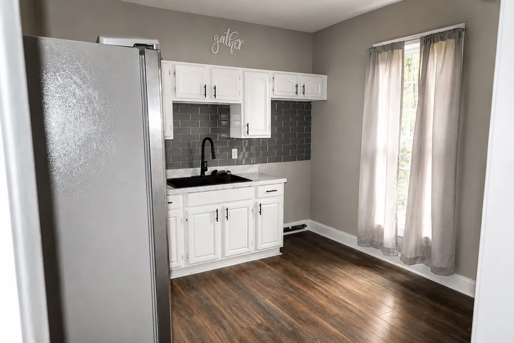 425 N McCombs St Martin, TN 38237