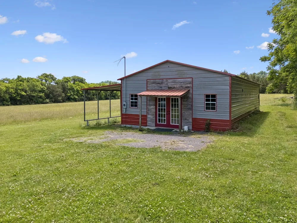 27 Clark Mill Rd Fayetteville, TN 37334