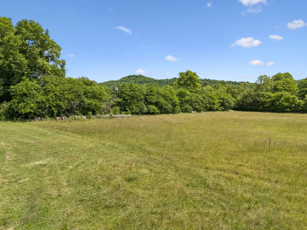 27 Clark Mill Rd Fayetteville, TN 37334