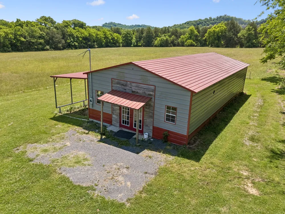 27 Clark Mill Rd Fayetteville, TN 37334
