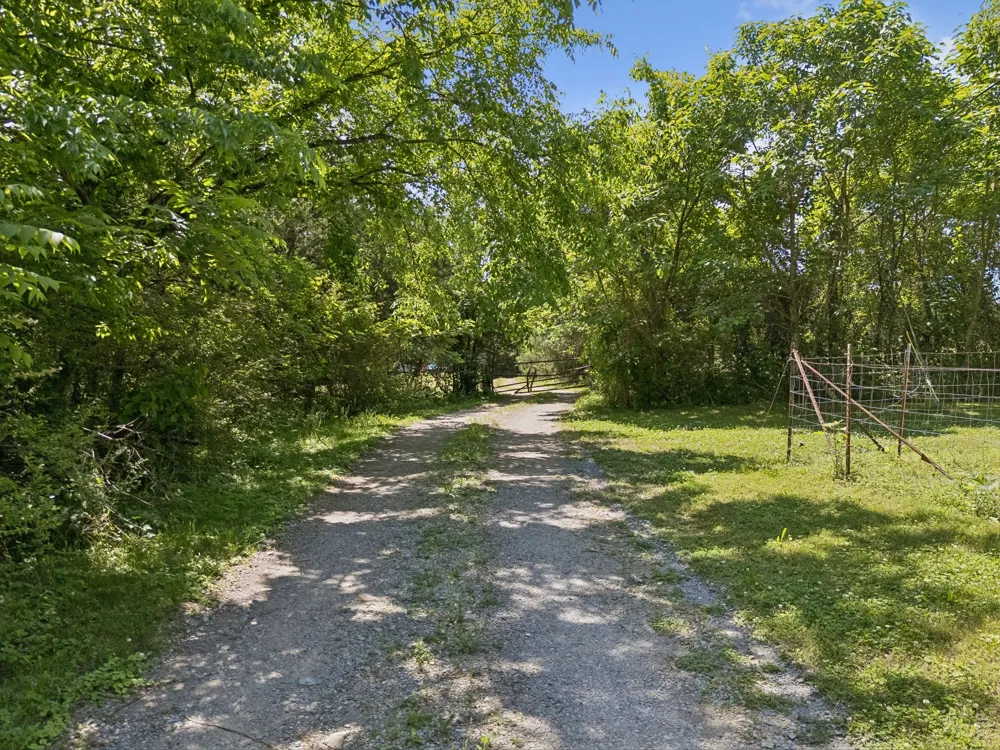27 Clark Mill Rd Fayetteville, TN 37334