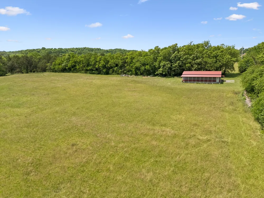 27 Clark Mill Rd Fayetteville, TN 37334