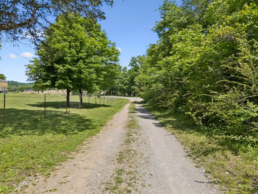 27 Clark Mill Rd Fayetteville, TN 37334