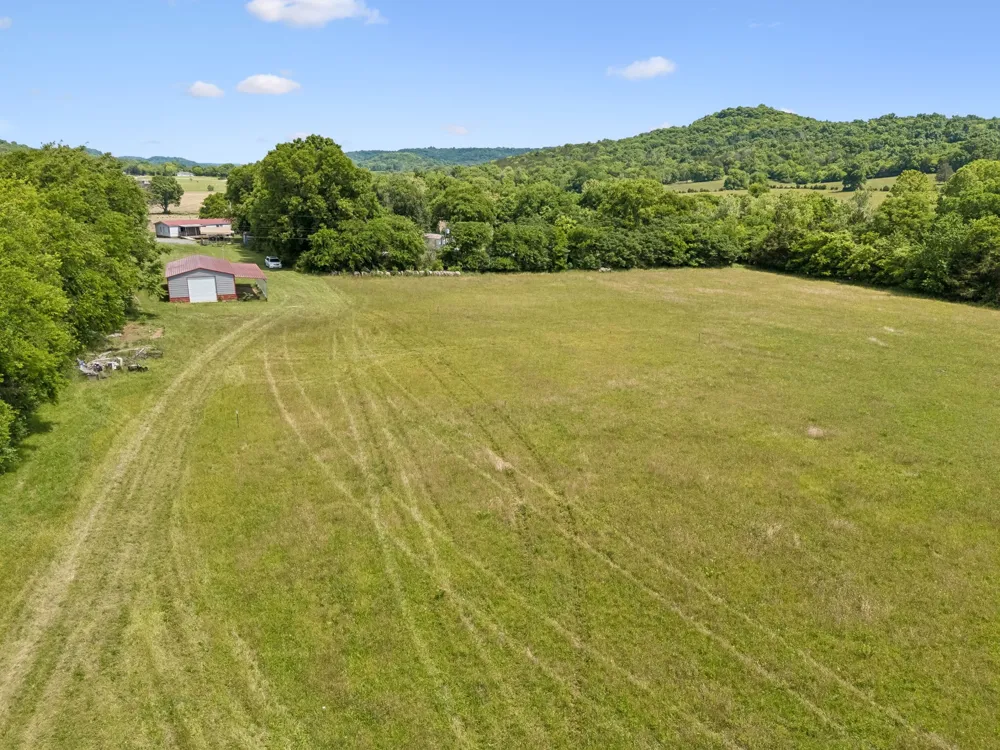 27 Clark Mill Rd Fayetteville, TN 37334
