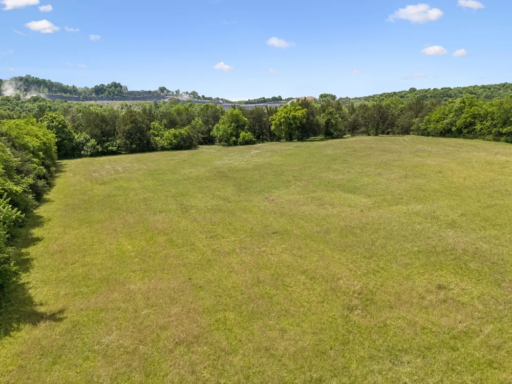 27 Clark Mill Rd Fayetteville, TN 37334