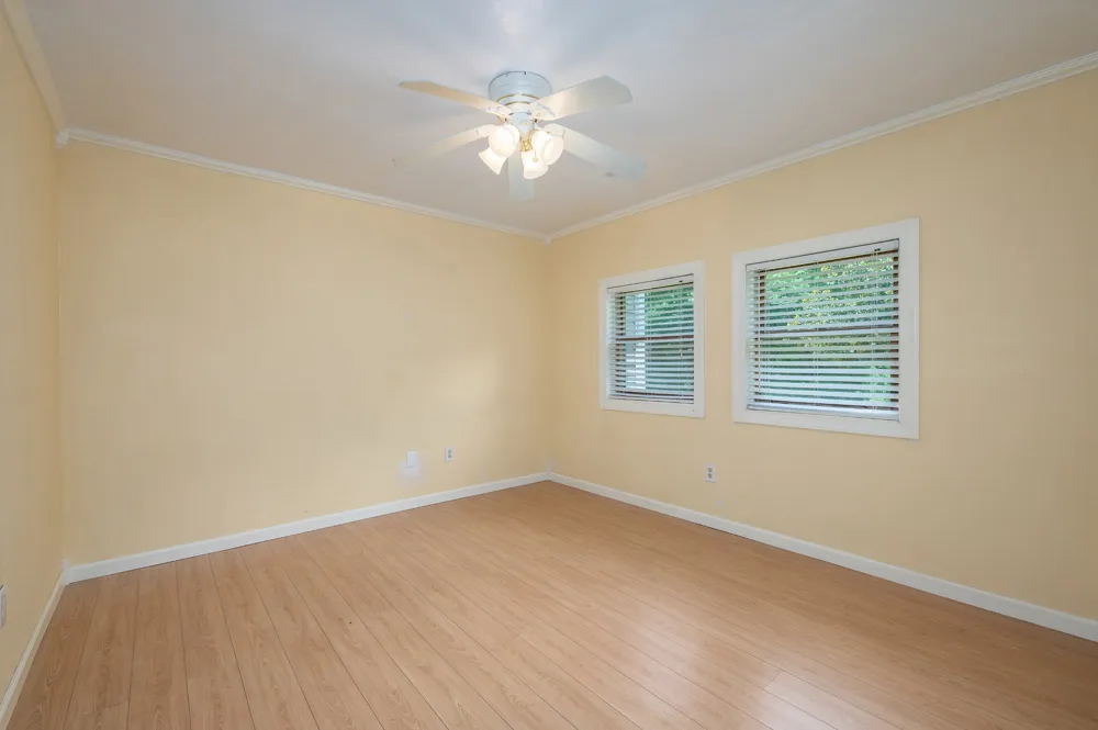 1791 Deer Creek Rd Linden, TN 37096