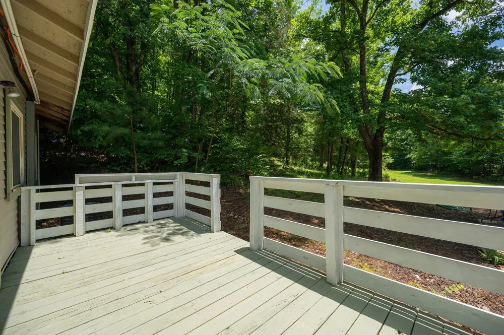 1791 Deer Creek Rd Linden, TN 37096