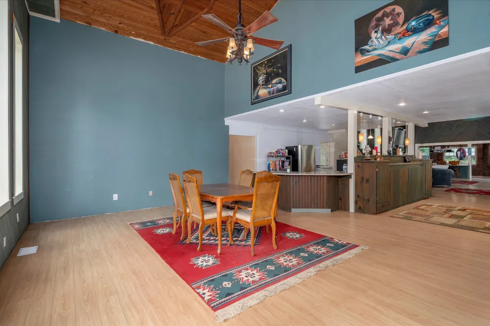 1791 Deer Creek Rd Linden, TN 37096