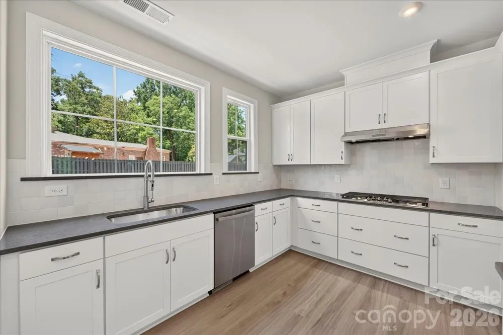 232 Old Town Village Road Waxhaw, NC 28173