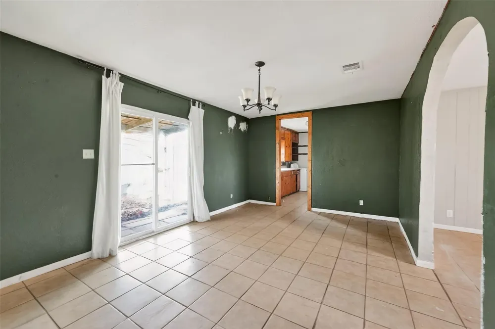 7411 Highway 36 Jones Creek, TX 77541