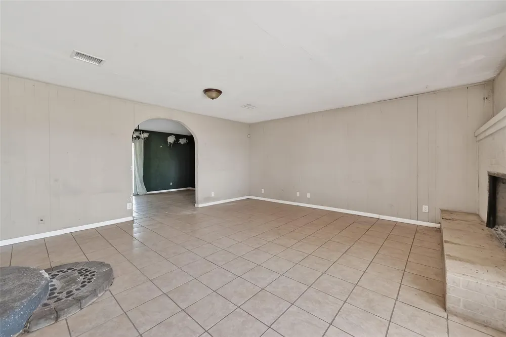7411 Highway 36 Jones Creek, TX 77541