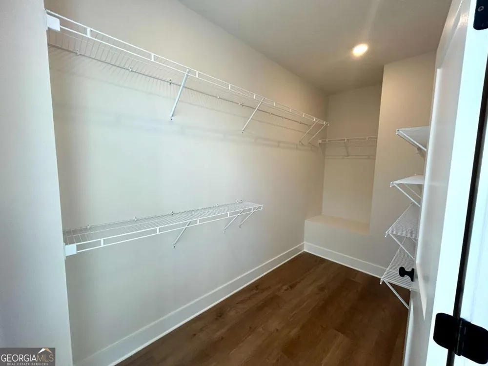 2652 Mackintosh CT Brookhaven, GA 30319