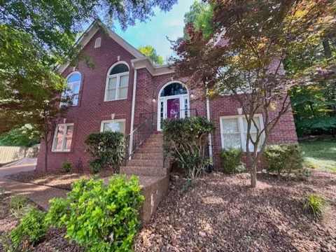 409 Sunset Ct