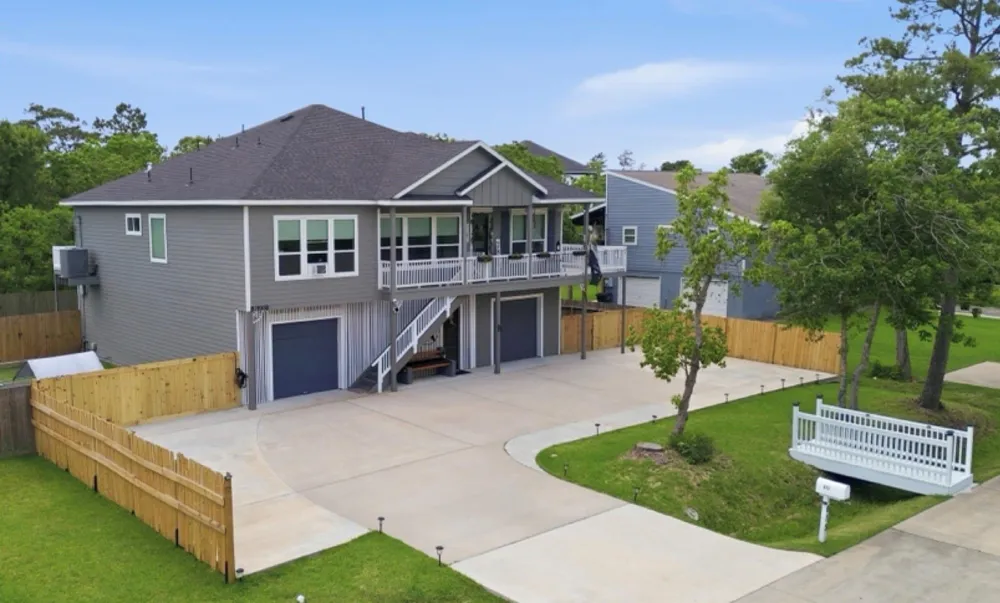 613 Oakdale Street La Porte, TX 77571
