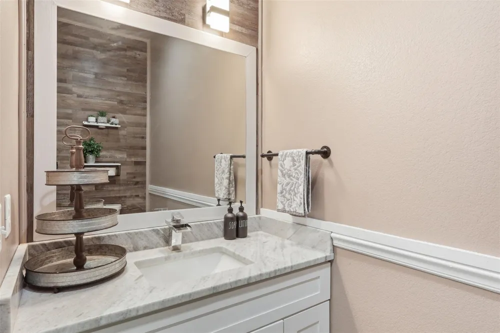 613 Oakdale Street La Porte, TX 77571